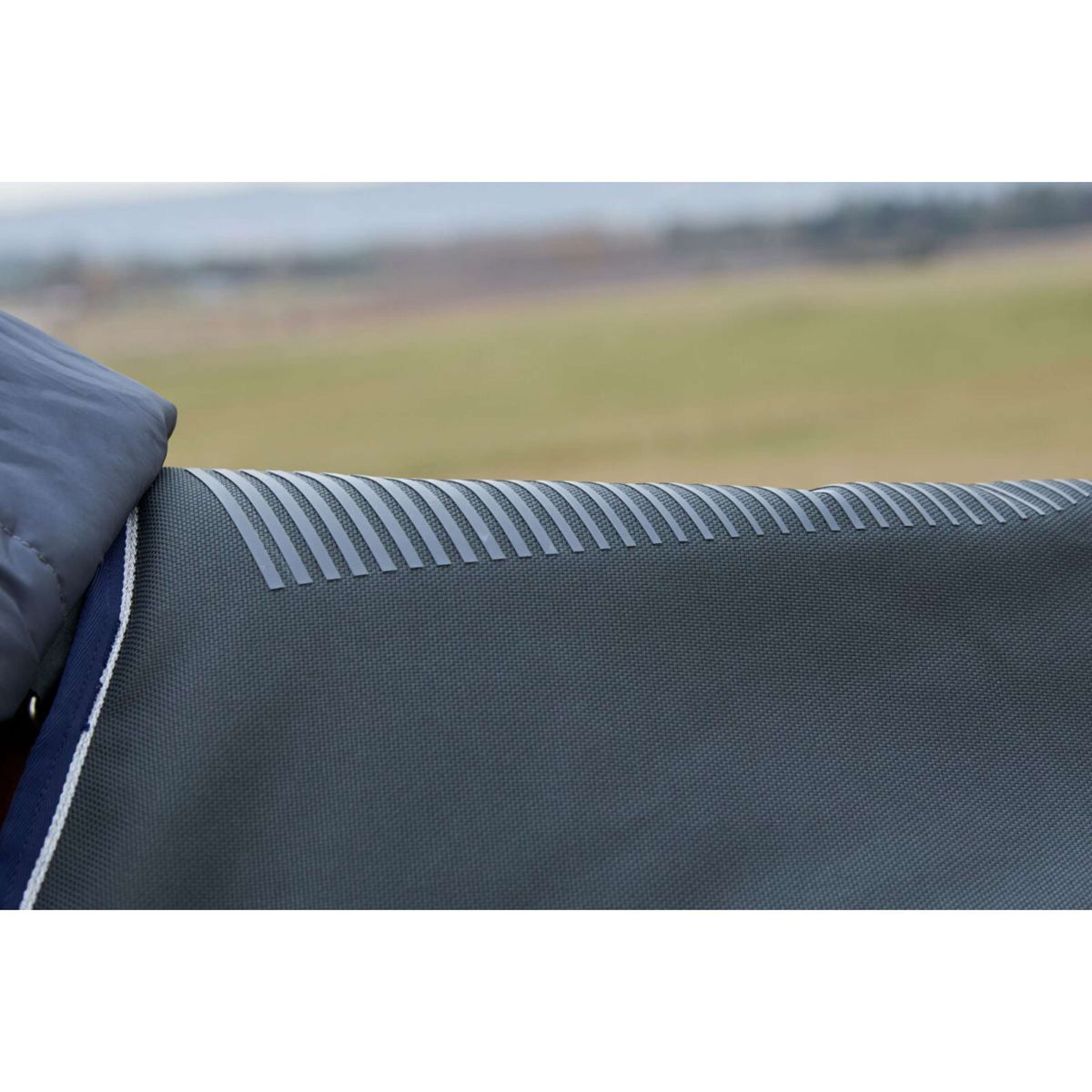 Weatherbeeta Comfitec Ultra Turnout Detach-A-Neck 100g Carbon